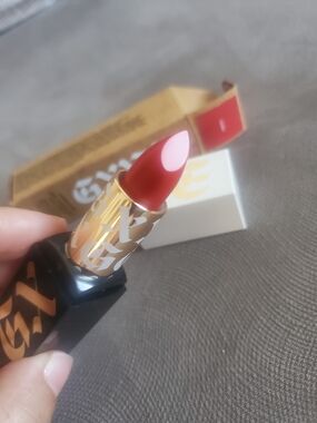 GX by Gwen Stefani Lip Liner - Red
